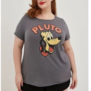 TORRID NWT DISNEY MICKEY & FRIENDS DISTRESSED TOP - TRIBLEND JERSEY PLUTO GREY